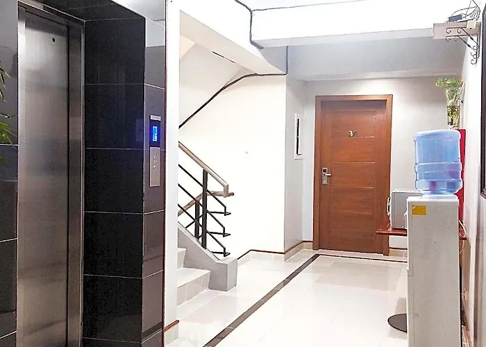 Alley 8 Manila