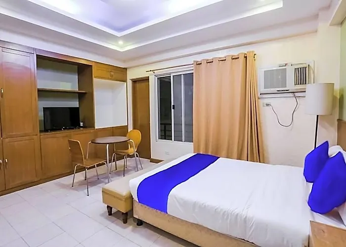 Alley 8 Hotel