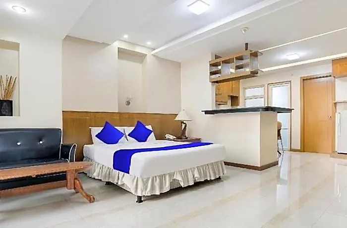 Alley 8 Hotel Manila