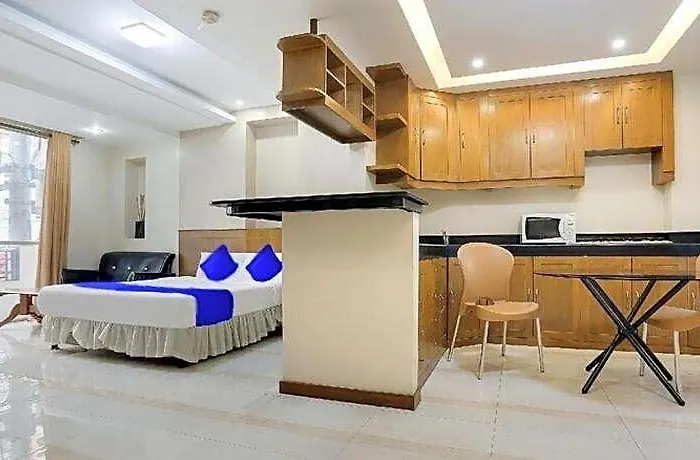 Alley 8 Hotel