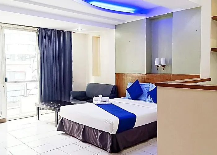 Hotel Alley 8